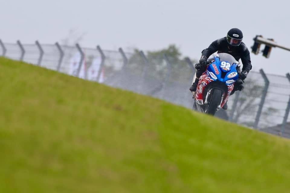 Damon Rees Racing Damon Rees and Shane Richardson rode waves of change at BSB Round 5 at ...